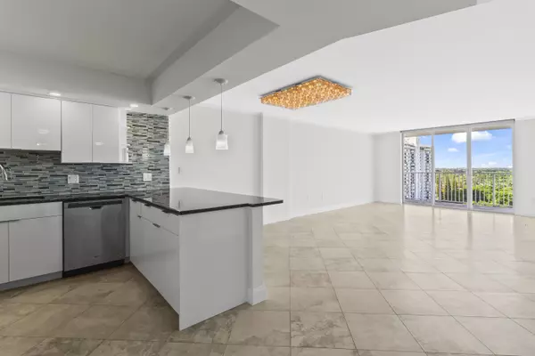 Aventura, FL 33160,2801 NE 183rd ST W1603