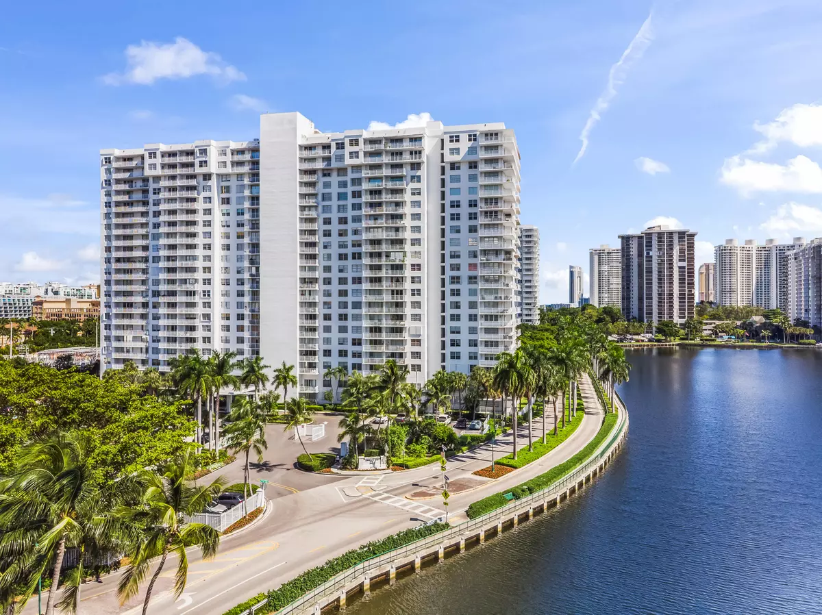 Aventura, FL 33160,2801 NE 183rd ST 1603w