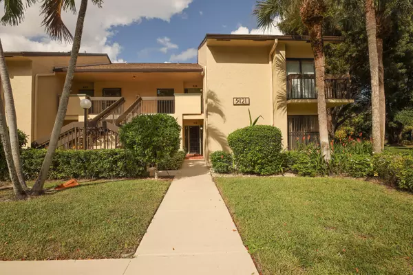 Delray Beach, FL 33484,5121 Oak Hill LN 416