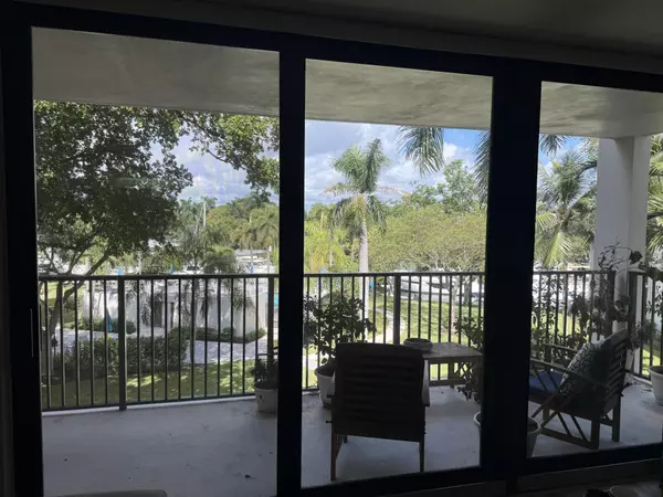 Fort Lauderdale, FL 33315,1101 River Reach DR 318