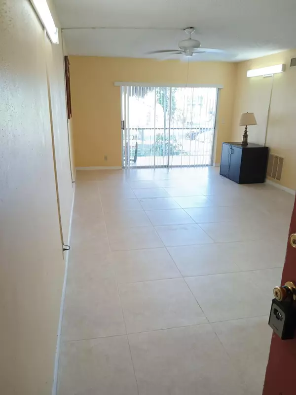 Boca Raton, FL 33486,630 NW 13th ST 26