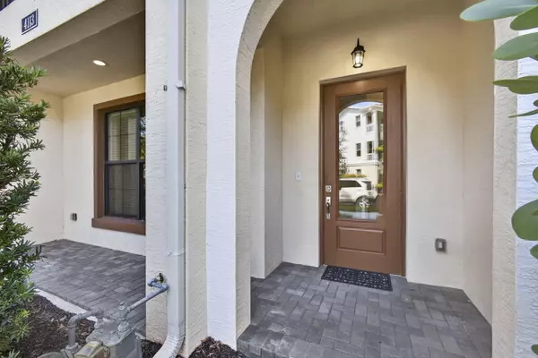 Palm Beach Gardens, FL 33418,4113 Faraday WAY