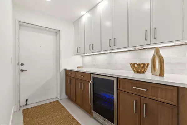 Singer Island, FL 33404,1030 Sugar Sands BLVD 267
