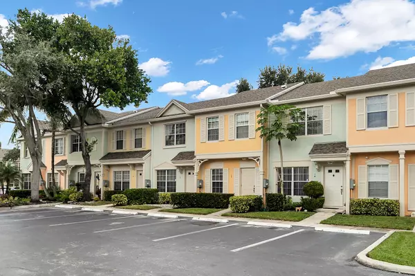 Weston, FL 33326,12 Fleming CT