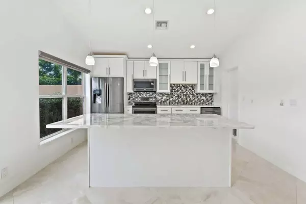 Boynton Beach, FL 33436,8265 Palm Gate DR