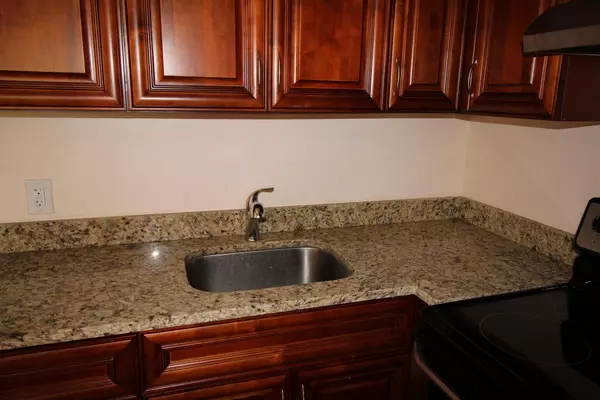 West Palm Beach, FL 33417,159 Windsor H