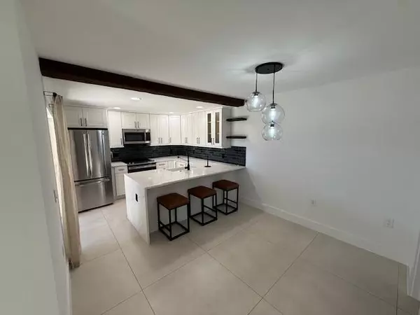 West Palm Beach, FL 33407,3202 32nd WAY