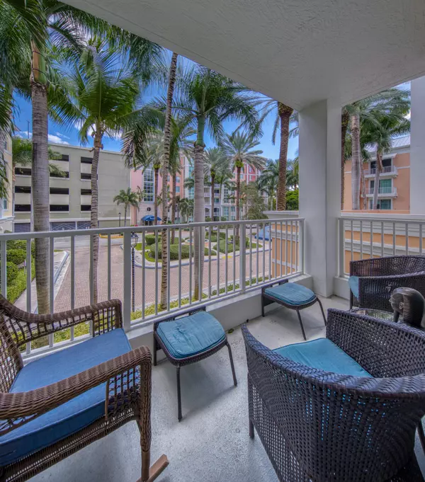 Lantana, FL 33462,802 W Windward WAY 210