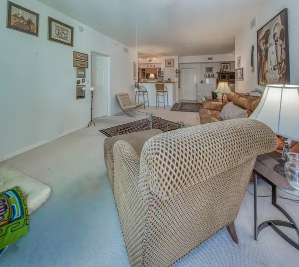 Lantana, FL 33462,802 Windward WAY 210