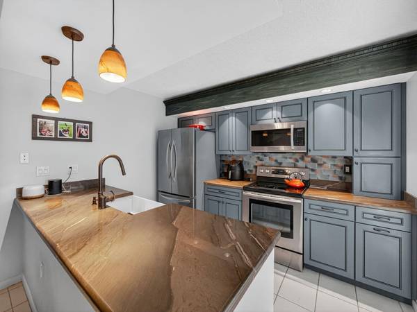 2524 25th CT, Jupiter, FL 33477