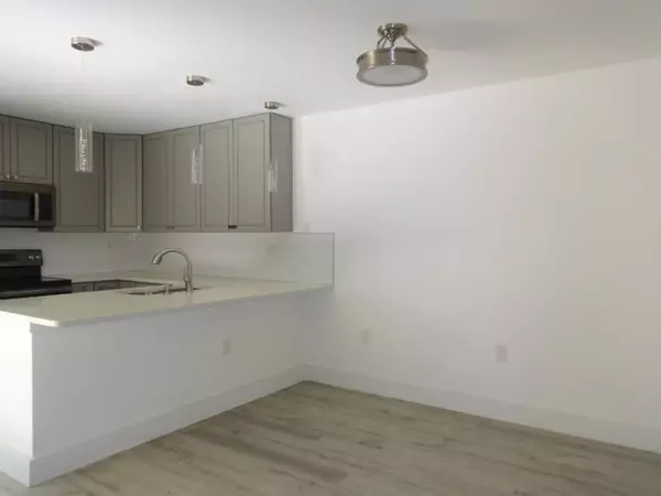 Jupiter, FL 33477,3068 30th CT