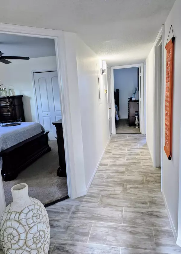 Vero Beach, FL 32966,1975 Westminster CIR 4