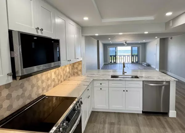 Pompano Beach, FL 33062,1012 N Ocean BLVD 203