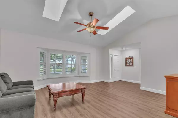 Jupiter, FL 33458,18791 Misty Lake DR