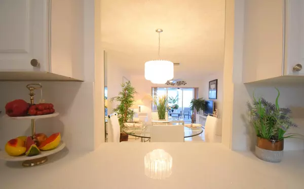 Delray Beach, FL 33484,5474 Privet PL B