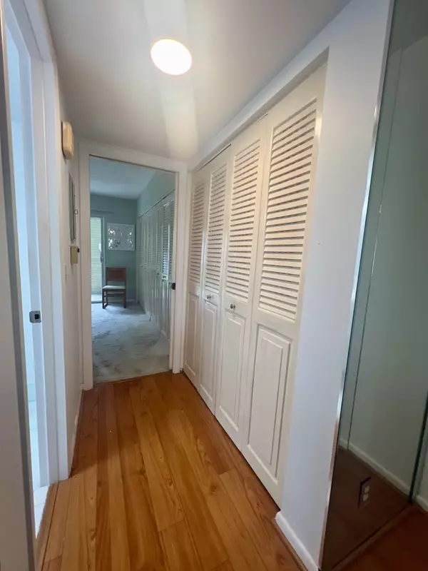 Boca Raton, FL 33434,527 Mansfield M 527