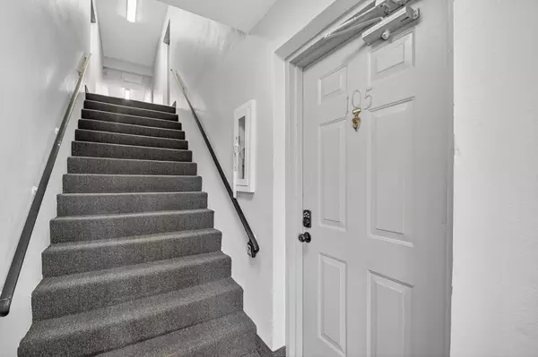 Boynton Beach, FL 33436,9815 Pineapple Tree DR 105