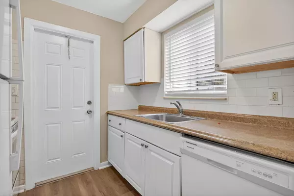 Pompano Beach, FL 33064,3201 NE 7th AVE D