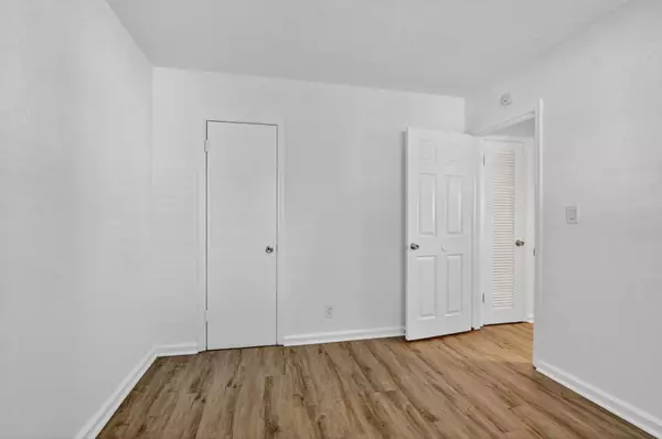 Pompano Beach, FL 33064,3201 NE 7th AVE D