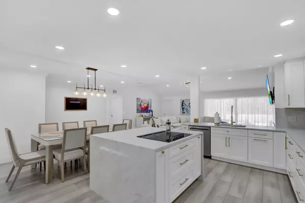 Palm Beach Gardens, FL 33418,39 Edinburgh DR