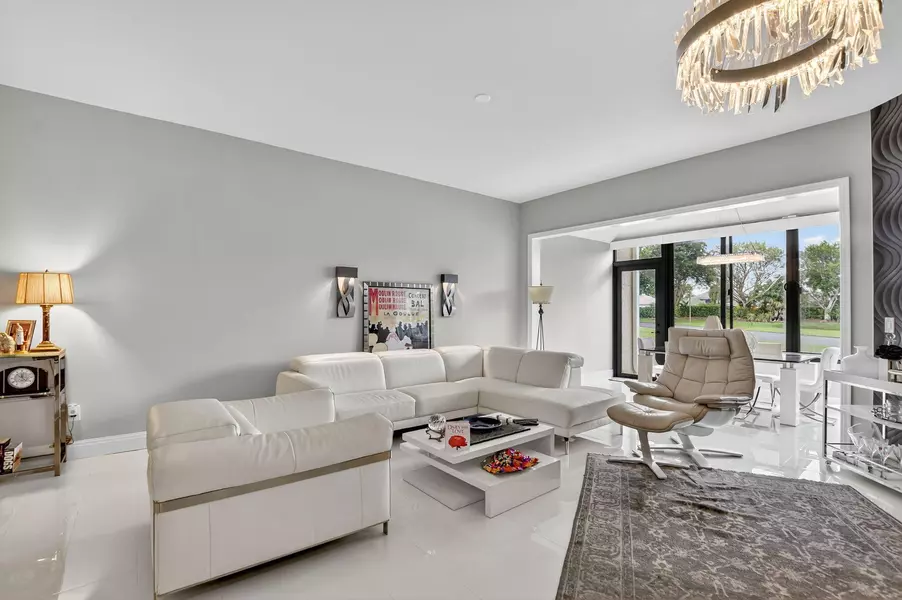 7535 La Paz BLVD 105, Boca Raton, FL 33433