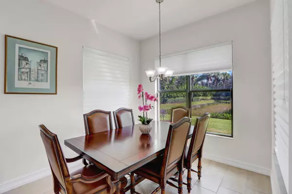 Delray Beach, FL 33446,14012 Gold Tigereye TRL