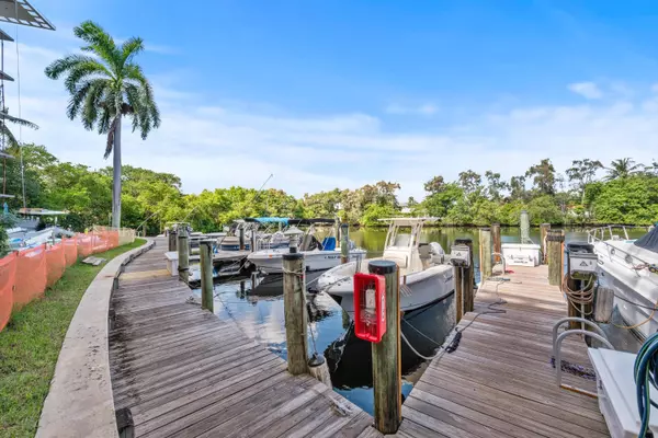 Deerfield Beach, FL 33441,1301 E Hillsboro BLVD 104