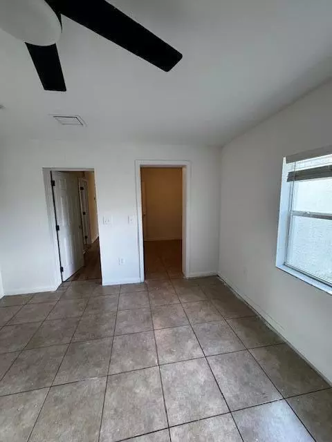 Lauderhill, FL 33311,960 NW 34th TER