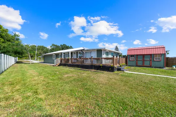 Okeechobee, FL 34974,6538 SE Us Highway 441