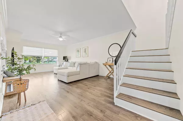 Lake Clarke Shores, FL 33406,8154 Chelsea CT 54c