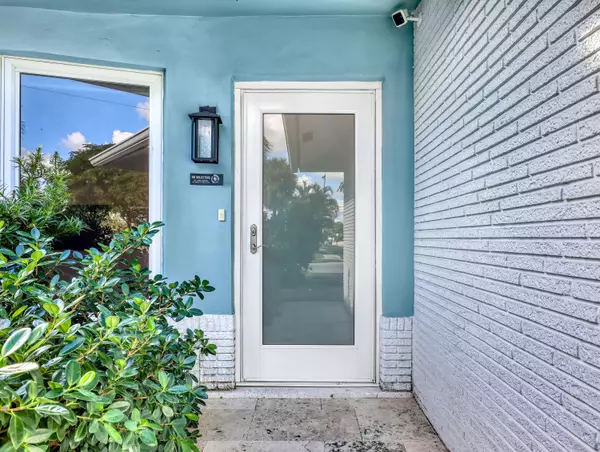 Boca Raton, FL 33486,1298 NW 4th ST