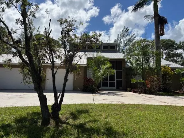 12404 N N 88th PL, The Acreage, FL 33412