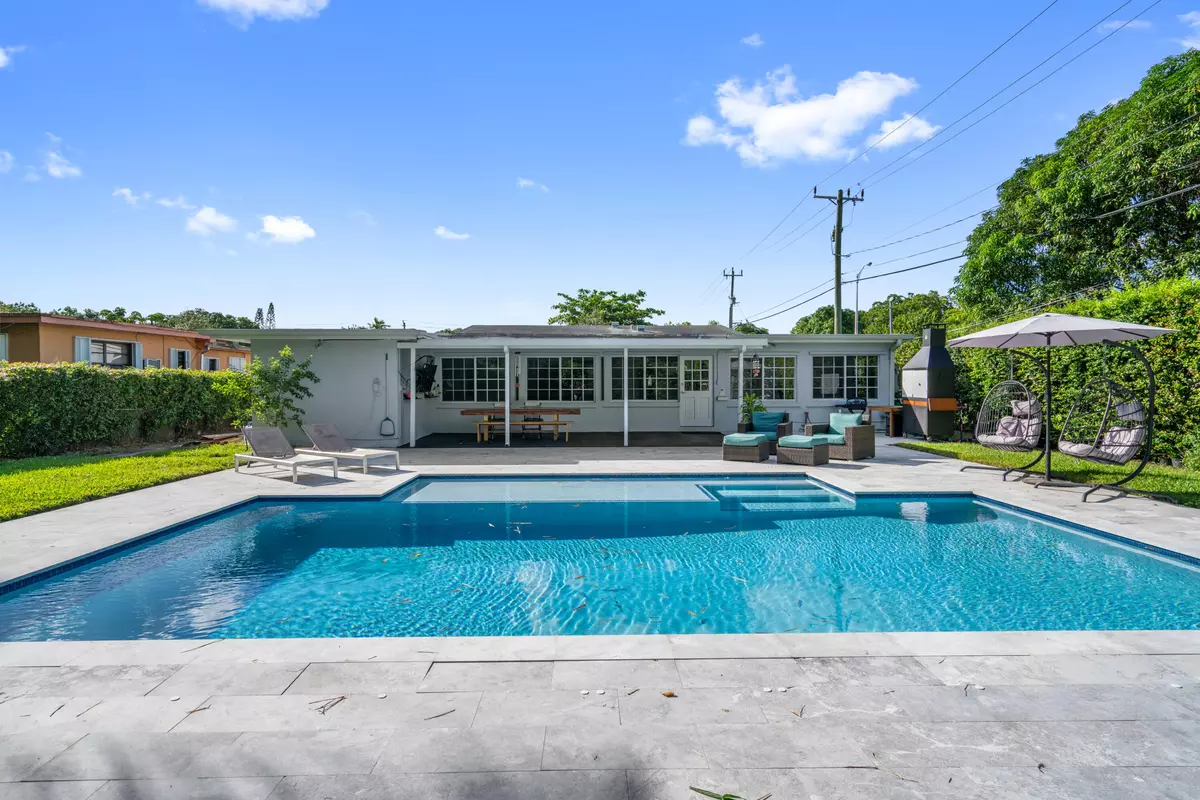 North Miami, FL 33168,175 NW 125th ST