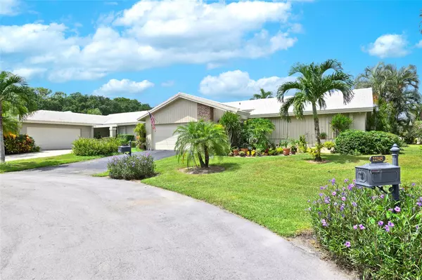 Boca Raton, FL 33433,22349 Treetop CIR