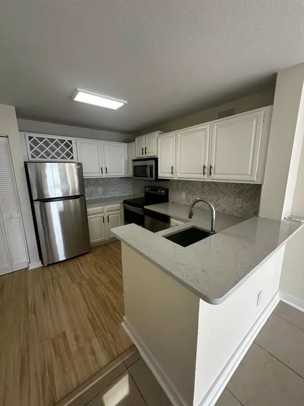 Delray Beach, FL 33445,1745 Palm Cove BLVD 3-103