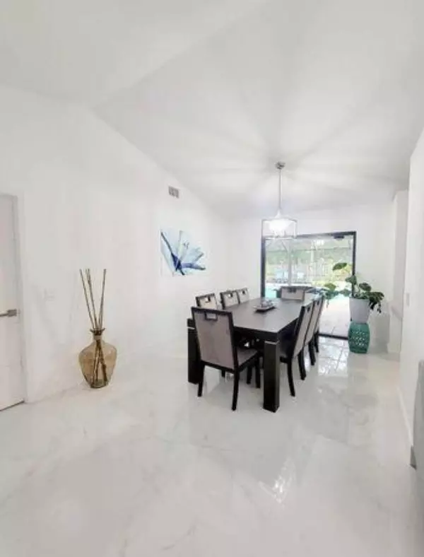 Port Saint Lucie, FL 34953,1697 SW Clover ST