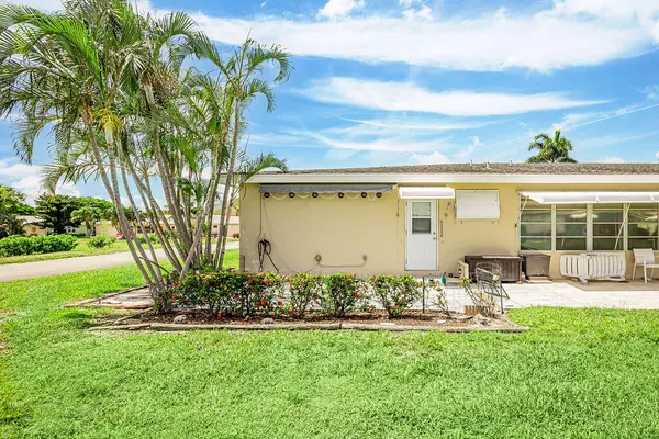 Boynton Beach, FL 33435,270 High Point CT D