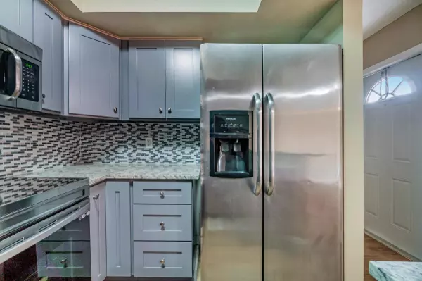 Delray Beach, FL 33445,4075 Village DR D