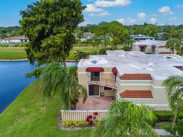 4075 Village DR D, Delray Beach, FL 33445