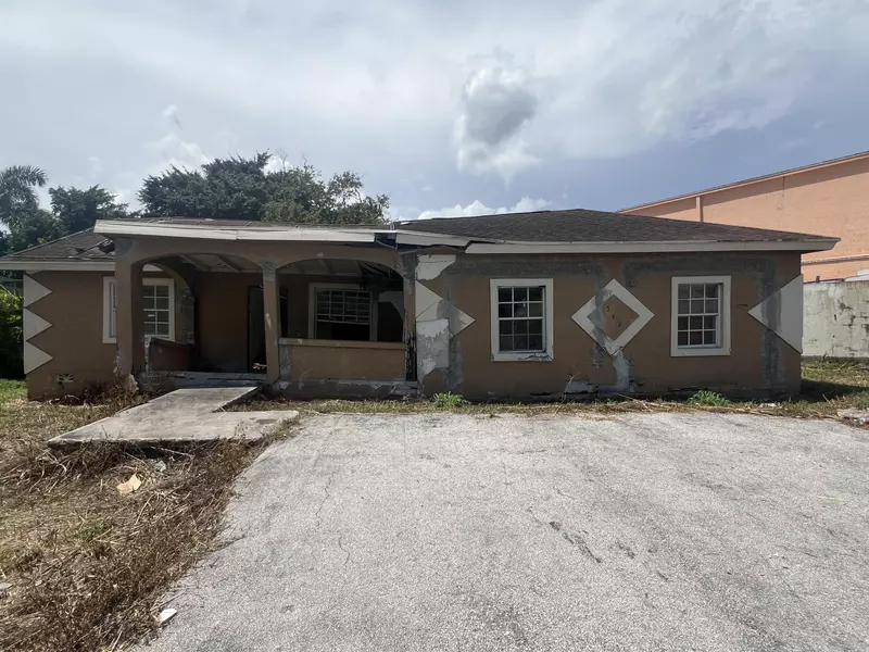 542 SE 6th DR, Belle Glade, FL 33430