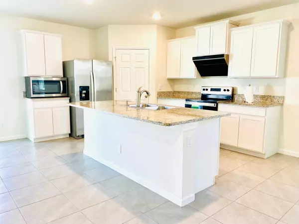 Fort Pierce, FL 34945,9732 Starboard DR