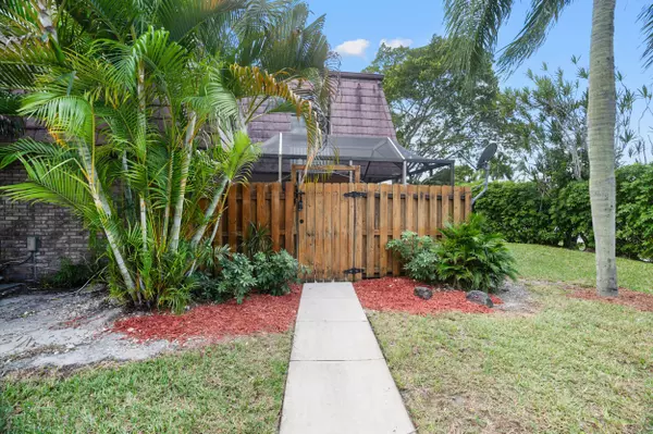 Boca Raton, FL 33433,7690 W Courtyard RUN