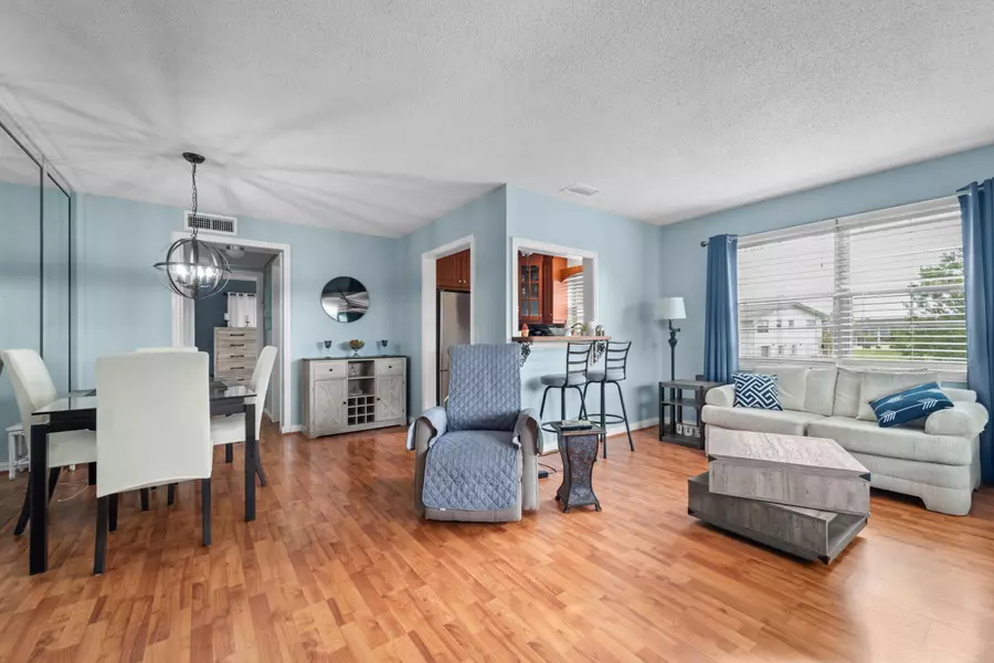 156 Berkshire G, West Palm Beach, FL 33417