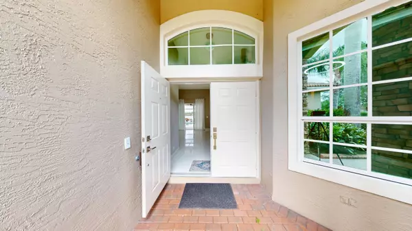 West Palm Beach, FL 33411,9919 Royal Cardigan WAY