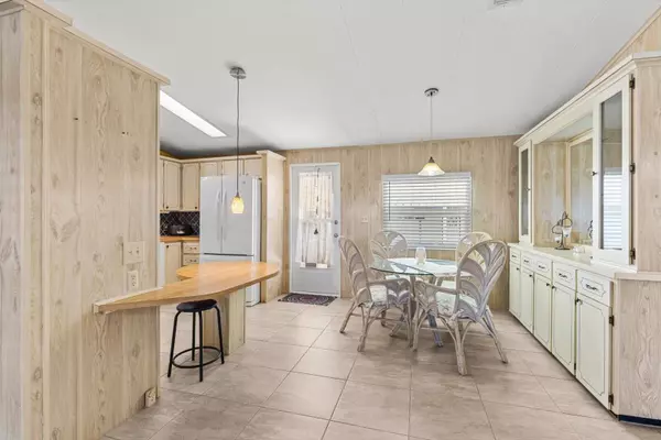 Port Saint Lucie, FL 34952,2628 Caper CT