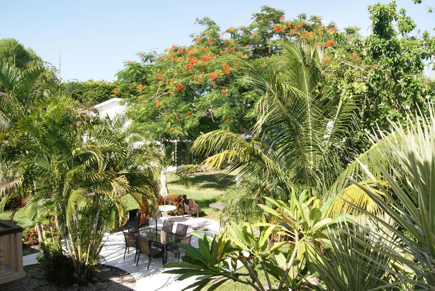 215 Sheffield I, West Palm Beach, FL 33417