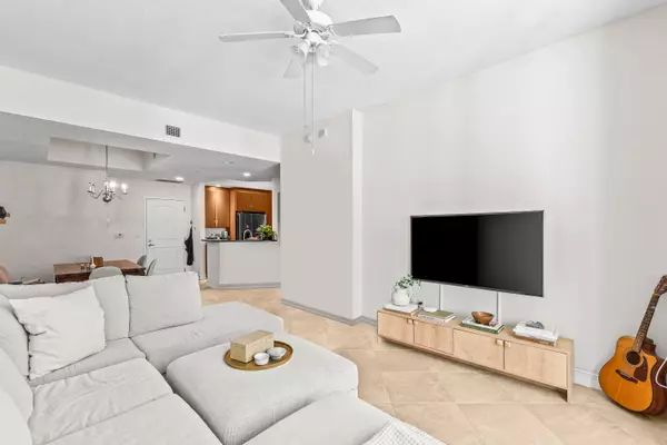 West Palm Beach, FL 33401,701 S Olive AVE 1213