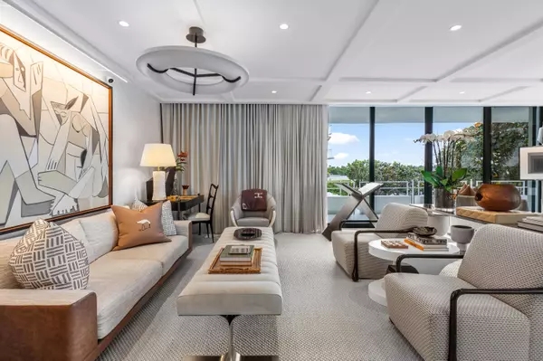 Palm Beach, FL 33480,2150 Ibis Isle RD 8