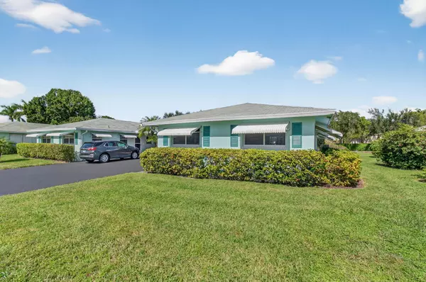 632 Hummingbird LN, Delray Beach, FL 33445