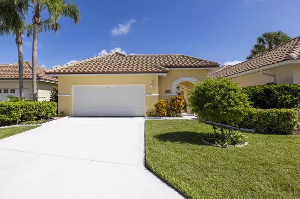1668 Victoria CIR, Vero Beach, FL 32967